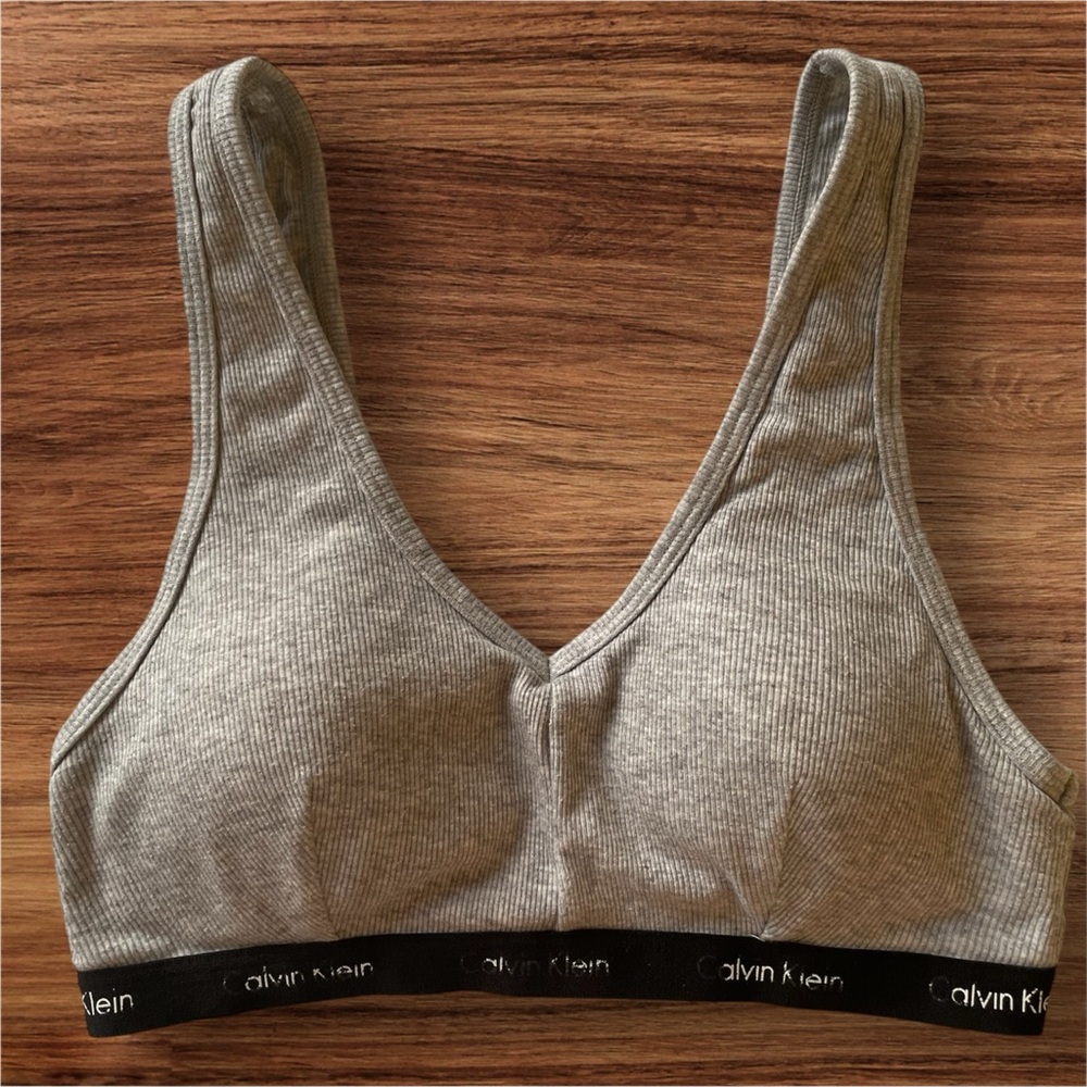 Calvin Klein Gray Comfort Bra with Wide Straps